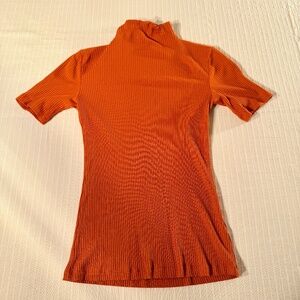 Orange Amour Vert Short Sleeve Top